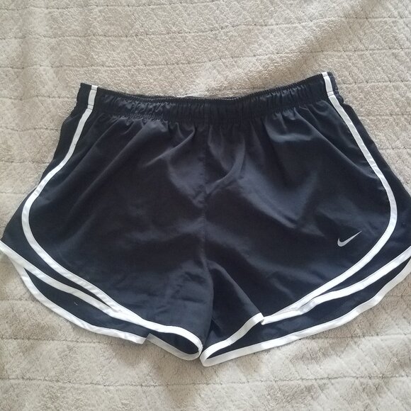 Nike tempo running shorts - Picture 1 of 5